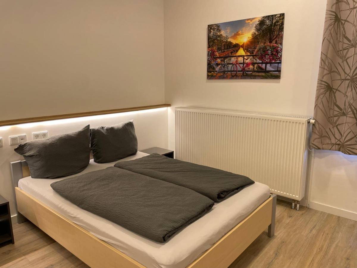 Apartment Im Fun4You Wiesloch Bagian luar foto